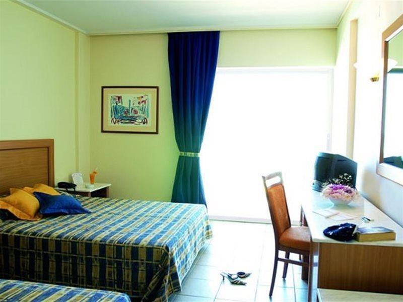 Aks Minoa Palace (Adults Only) Karteros Extérieur photo
